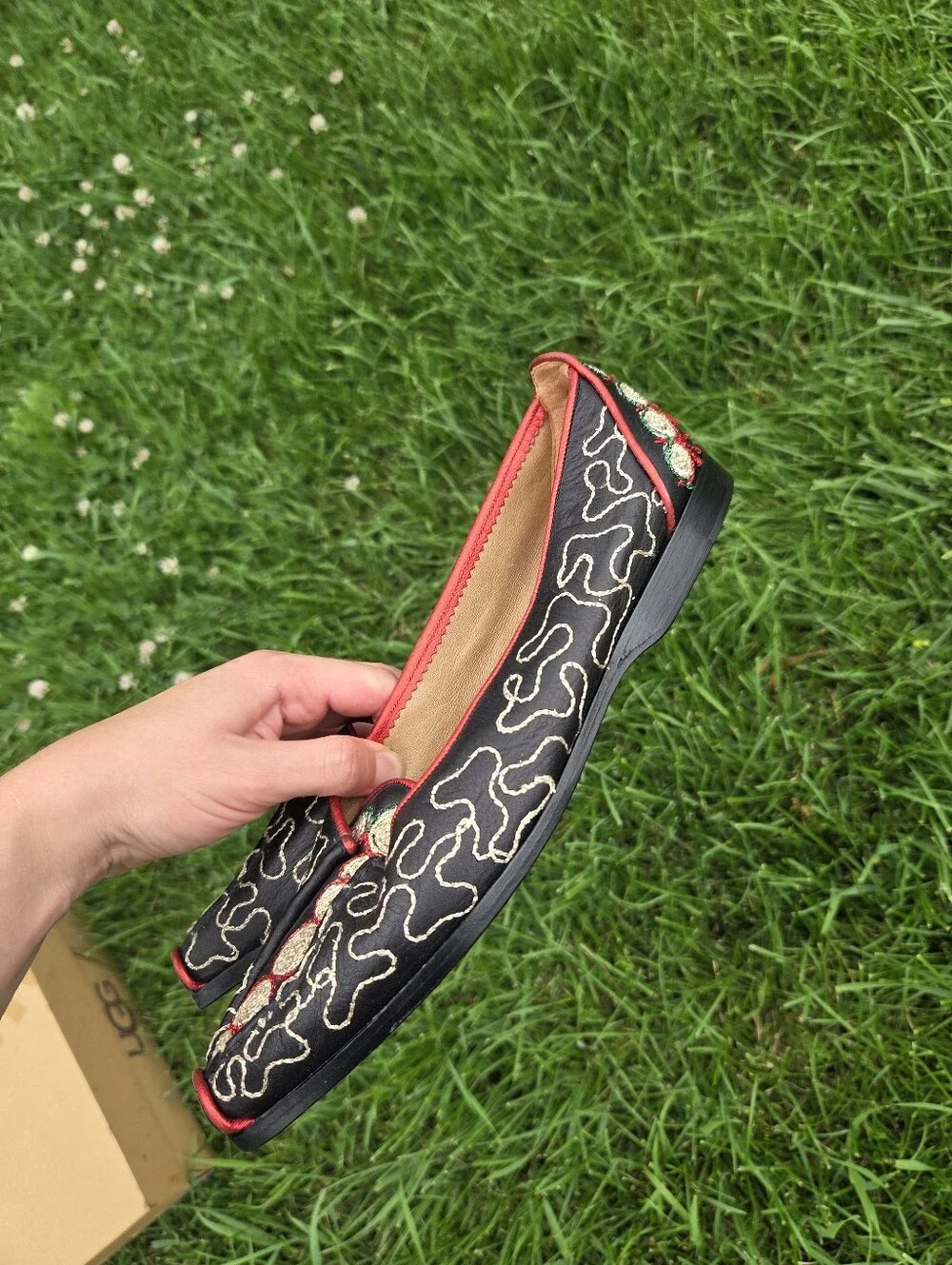 Vintage El Vaquero Italy Black Leather Gold Embroidered Slipper Flats 38